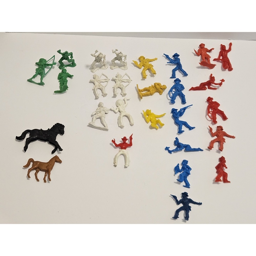 Plastic Cowboys & Indians Figures Lot of 27 with 2 Horses Vintage